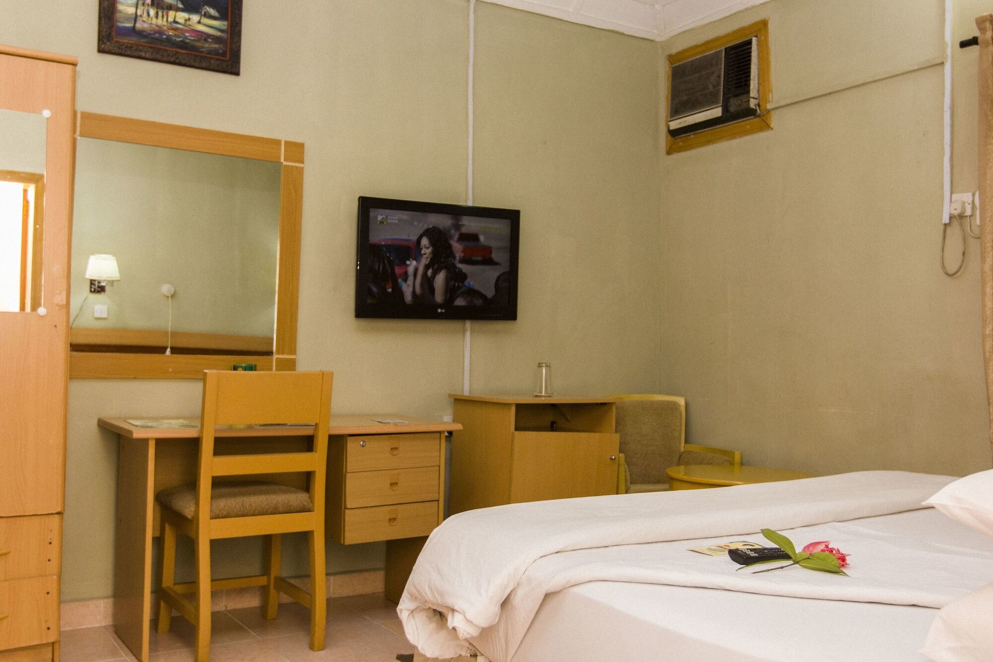 Eemjm Hotels And Suites Limited Uyo Dış mekan fotoğraf